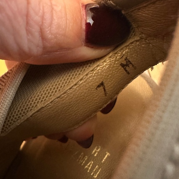 Stuart Weitzman Glover Wedge Sandals Size 7 - Picture 9 of 13